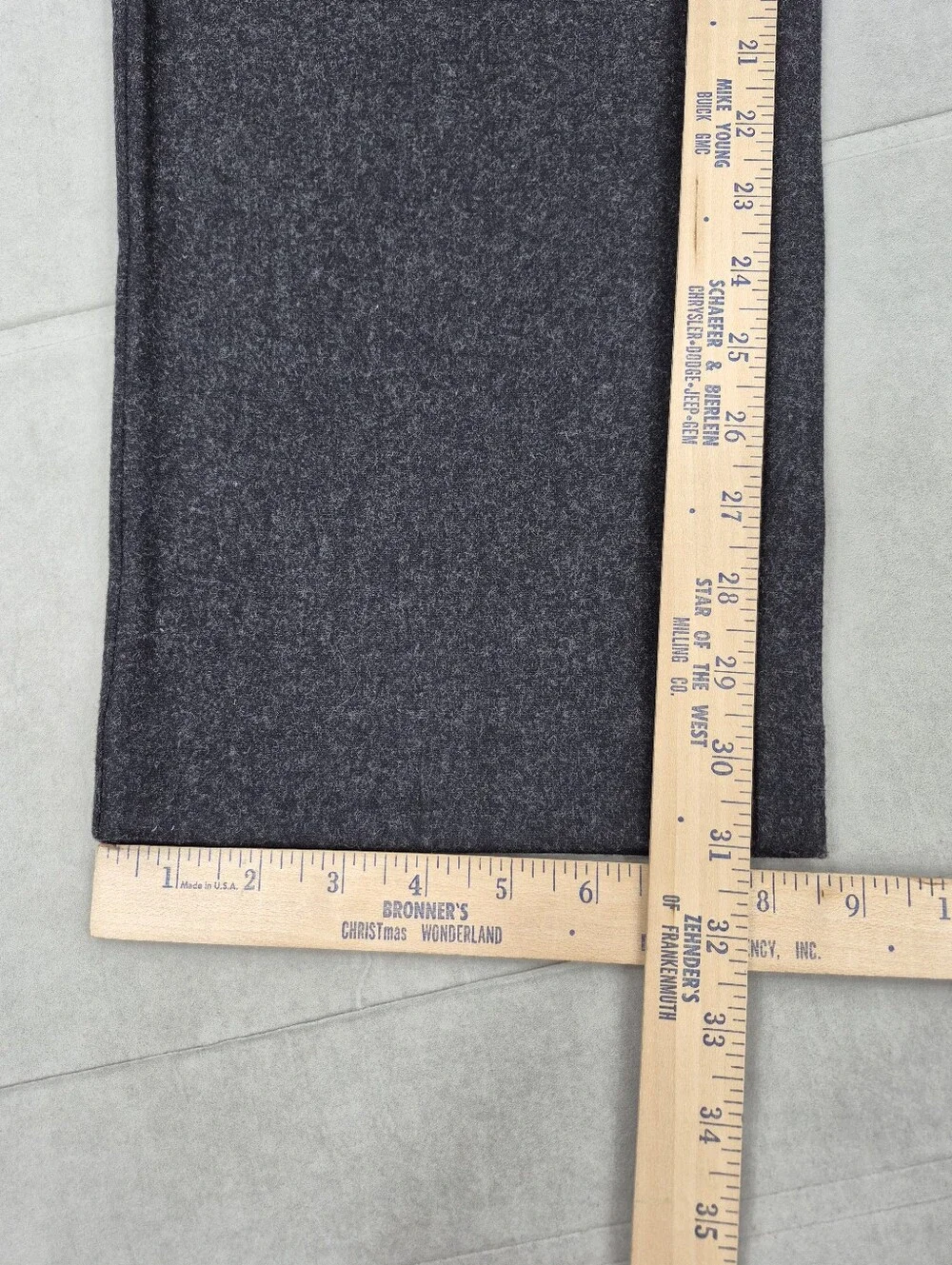 Banana Republic Stretch wool dress pants men's 32R black gray flat front trouser